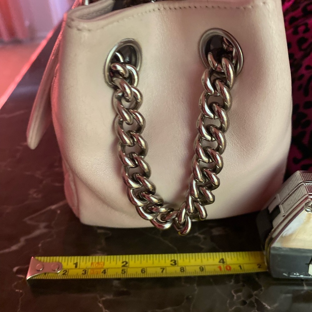 👜SOLD 👜2,000 👜Chanel Flap Handbag - Picture 5 of 16